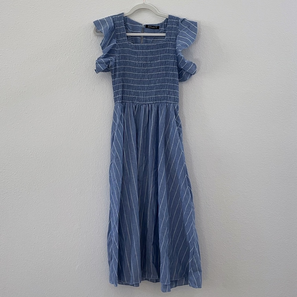 Blue smocked ruffle sleeveless midi dress